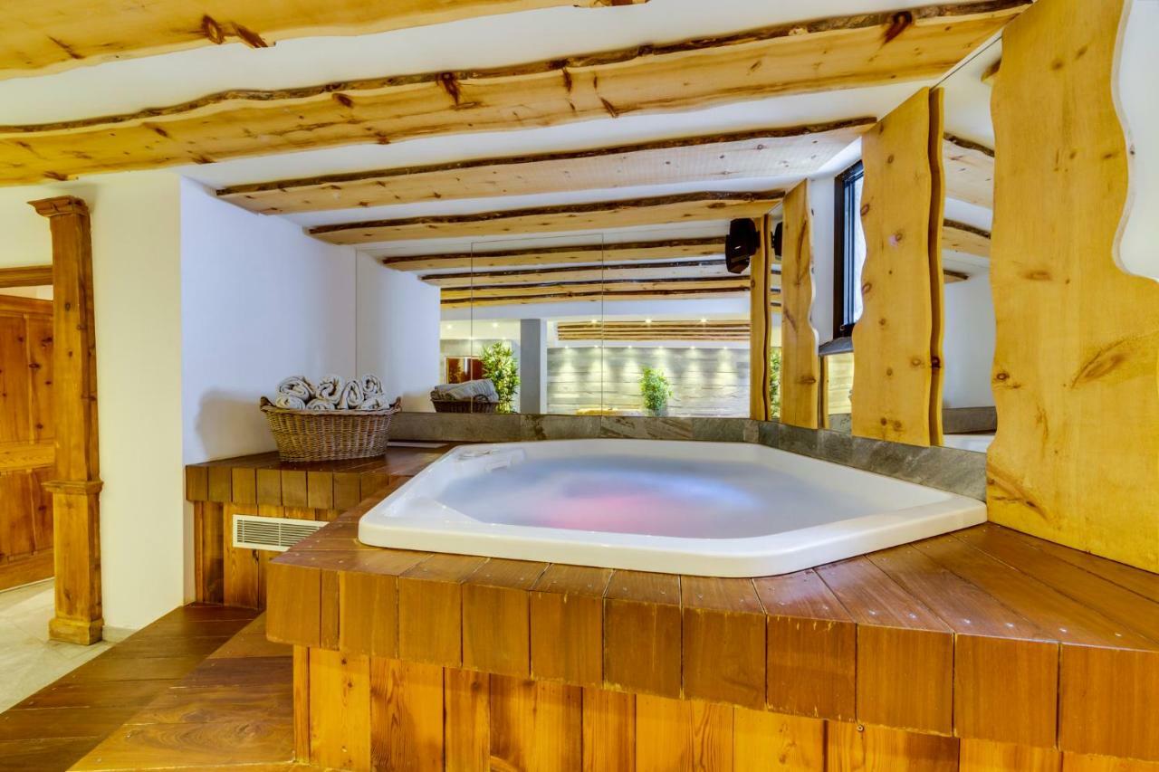 Chalet Hotel Du Fornet Валь-д'Изер Экстерьер фото